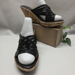 Born Drilles Sandals Wedge Black Woven Leather Slip On Women's 8
